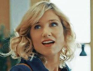 Télé Star 2584 Jennifer fait une rencontre