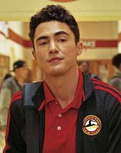 Télé Star 2584 Darren Barnet