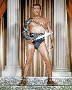 Télé Star 2584 Péplum sous pression