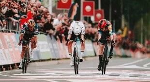 Télé Star 2585 Une classique au cœur bien accroché