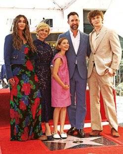 Télé Star 2586 Dr Carter étoilé