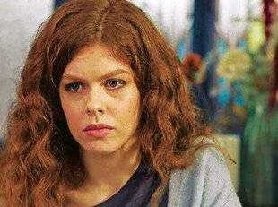 Télé Star 2593 Noémie découvre l'impensable