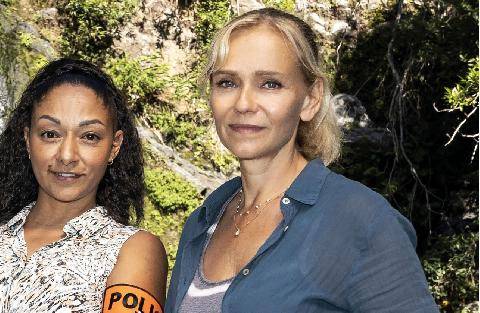 Télé Star 2599 Yaëlle Trulès “Clarissa a le pressentiment qu’une malédiction va tomber”
