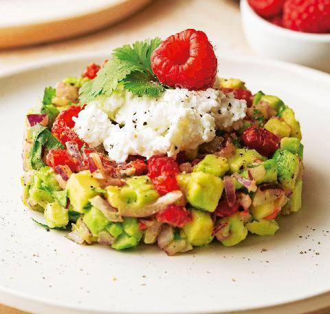 Télé Star 2601 Tartare d’avocats, framboises et chèvre frais