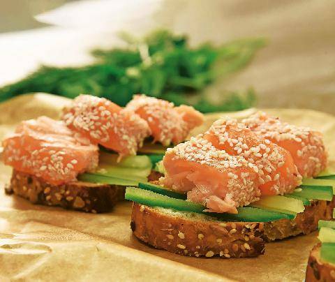Télé Star 2602 Bruschetta de saumon au sésame et épices grillées
