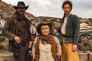 Télé Poche 2775 Mimie Mathy DÉBARQUE AU SALOON !