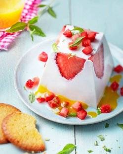 Télé Poche 2783 Panna cotta de Chavroux aux fraises et coulis de mangue