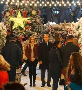 Télé Poche 2805 TÉLÉFILMS DE NOËL : POURQUOI SONT-ILS DIFFUSÉS DÈS L'AUTOMNE ?