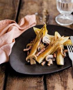 Télé Poche 2812 Endives braisées aux oignons, au lard fumé et aux champignons