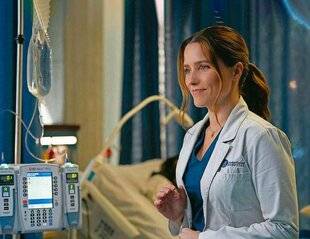 Télé Poche 3090 SOPHIA BUSH JOUE AU DOCTEUR