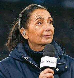 Télé Poche 3090 Hélène Marcudy '' ON EST LE TROISIÈME ŒIL D'UNE RETRANSMISSION TÉLÉ ''
