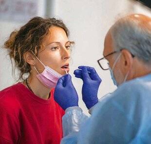 Télé Poche 3093 LES TESTS ADN POUR TOUS SONT-ILS SANS DANGER ?