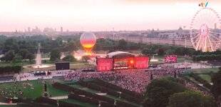 Télé Poche 3099 UN GRAND CONCERT SOUS LA VASQUE OLYMPIQUE