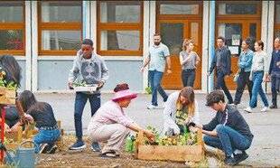 Télé Poche 3116 L'ÉCOLE EST À NOUS