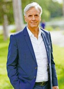 Télé Poche 3117 Bernard de La Villardière ''J'AI SIGNÉ JUSQU'EN 2027. APRÈS, ON VERRA''