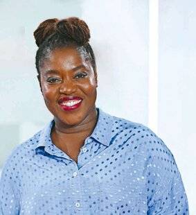 Télé Poche 3121 Claudia Tagbo “JE CONSIDÈRE QUE LA VIE ME FAIT CHAQUE JOUR UN CADEAU”