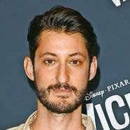 Télé Poche 3127 Pierre Niney