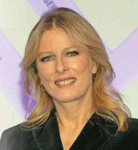 Télé Poche 3135 Karin Viard '' AIDER LES FEMMES VICTIMES, C'EST AIDER LES GÉNÉRATIONS FUTURES ''