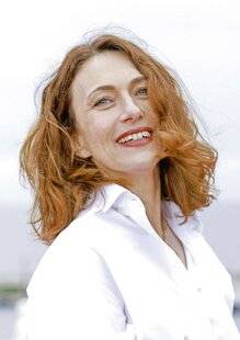 Télé Poche 3139 Natacha Lindinger “LE BIEN ET LE MAL NE SONT PAS SI FACILES À DÉFINIR”