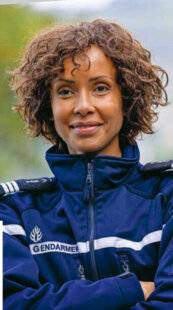 Télé Poche 3146 Sonia Rolland ''J'AI VÉCU LE DÉCLASSEMENT DE MES PARENTS MAIS AUSSI LA SOLIDARITÉ''