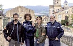 Télé Poche 3147 CRIMES À CLUNY 