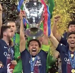 Télé Poche 3148 PARIS CONSERVE SA COURONNE EN LIGUE DES CHAMPIONS