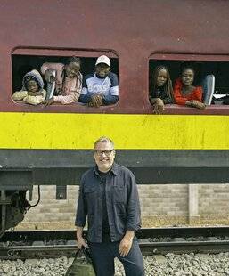 Télé Poche 3151 Philippe Gougler ''LE VOYAGE EN TRAIN INSPIRE CONFIANCE''