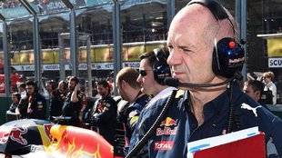 Auto Plus 1467 Red Bull Renault versus Ferrari