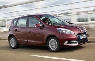 Auto Plus 1469 CUIR QUI SE DÉCHIRE