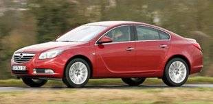 Auto Plus 1469 Une Opel Insignia (2008-...)