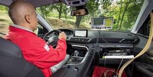 Auto Plus 1477 Rigueur et méthode
