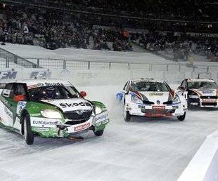Auto Plus 1584 9 février, stade de France