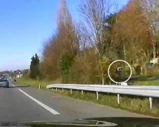 Auto Plus 1591 HIBOU - ILLE-ET-VILAINE (35)