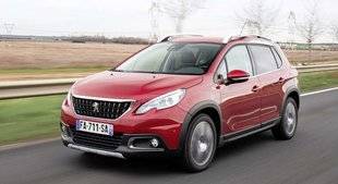 Auto Plus 1591 Peugeot 2008