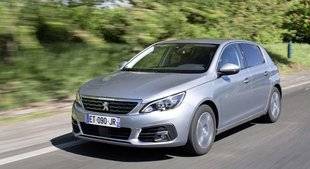 Auto Plus 1591 Peugeot 308