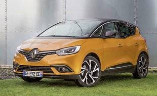 Auto Plus 1591 Renault Scénic 4