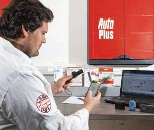 Auto Plus 1592 Les nouveaux trackers GPS à l'essai