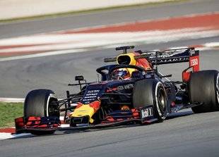 Auto Plus 1592 LES SURPRISES DE BARCELONE