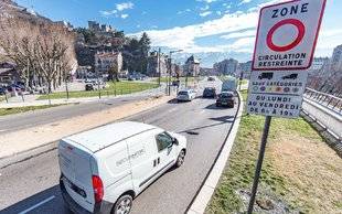 Auto Plus 1593 QUELLES VILLES ONT COMMENCÉ À SÉVIR, OU VONT BIENTÔT Y VENIR ?