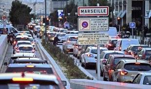 Auto Plus 1593 Les agglos qui temporisent (mais ont promis de s'y mettre avant fin 2020)