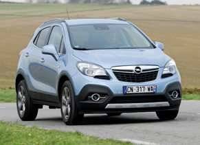 Auto Plus 1593 Un Mokka brûlant