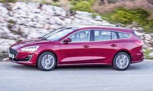Auto Plus 1595 Montez le volume !