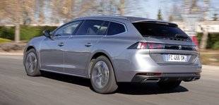 Auto Plus 1595 Fort en style