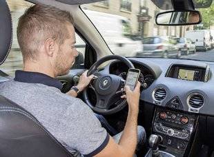 Auto Plus 1597 Il faut imposer le brouilleur