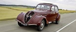 Auto Plus 1601 Elle file vite !
