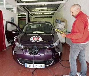 Auto Plus 1602 Spécial hybrides et électriques