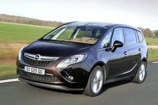 Auto Plus 1604 Opel Zafira Tourer (2011-…)