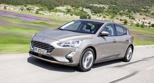 Auto Plus 1611 Ford Focus 1.5 EcoBlue BVA Titanium - 120 ch