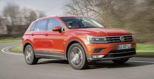 Auto Plus 1611 Volkswagen Tiguan 2.0 TDI DSG 4Motion Carat - 190 ch