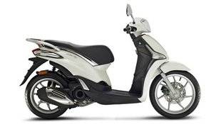 Auto Plus 1612 Le cyclo préféré des “ sushis boys ” ?